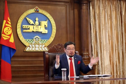 Г.Занданшатар: Нүүрсний олборлолт, гэрээ, тээвэрлэлт, хөрс хуулалт, хил гааль зэрэг бүх шатанд авлига байна